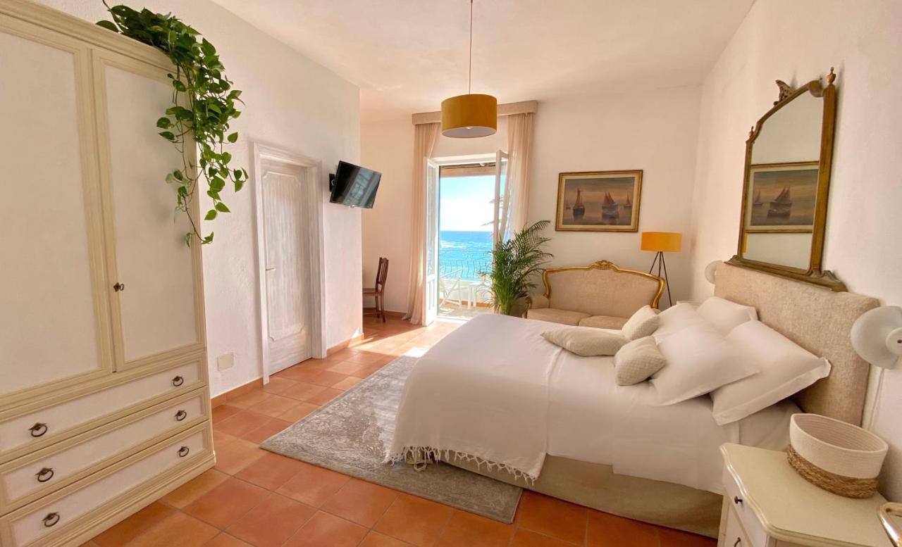 Villa Bina Sea Hotel Sant'Angelo  외부 사진