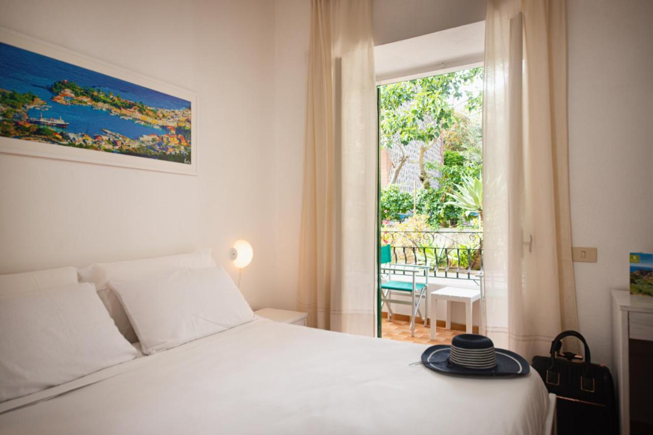 Villa Bina Sea Hotel Sant'Angelo  외부 사진
