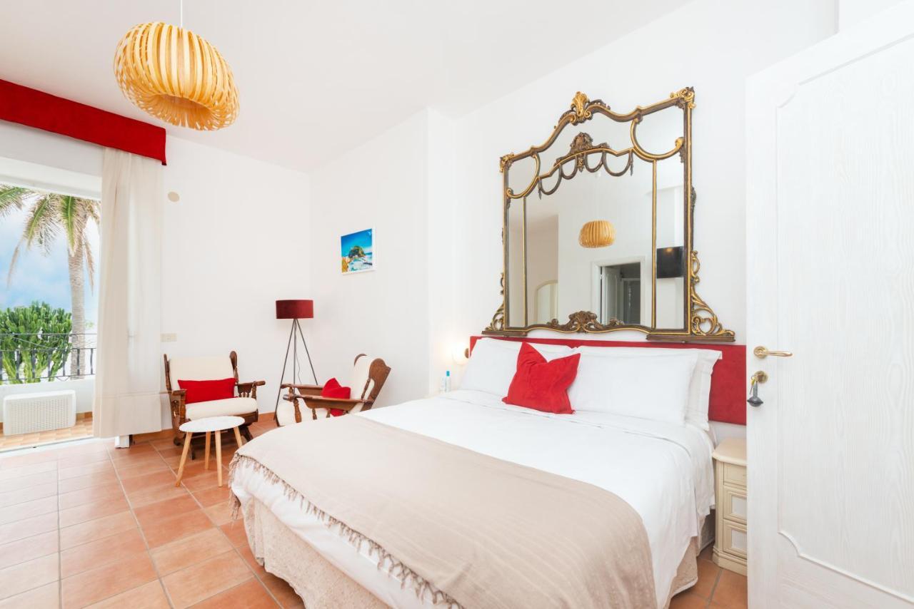 Villa Bina Sea Hotel Sant'Angelo  외부 사진
