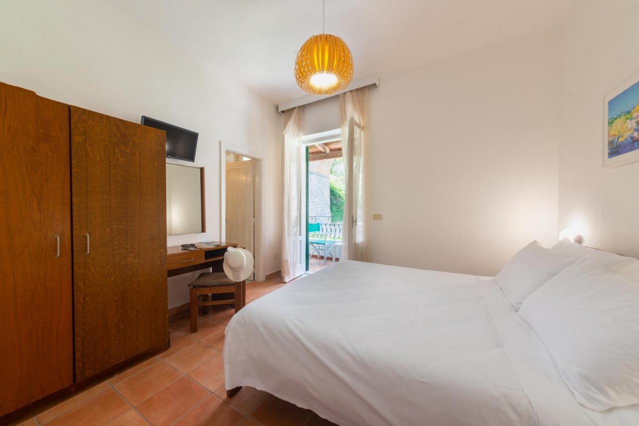Villa Bina Sea Hotel Sant'Angelo  외부 사진