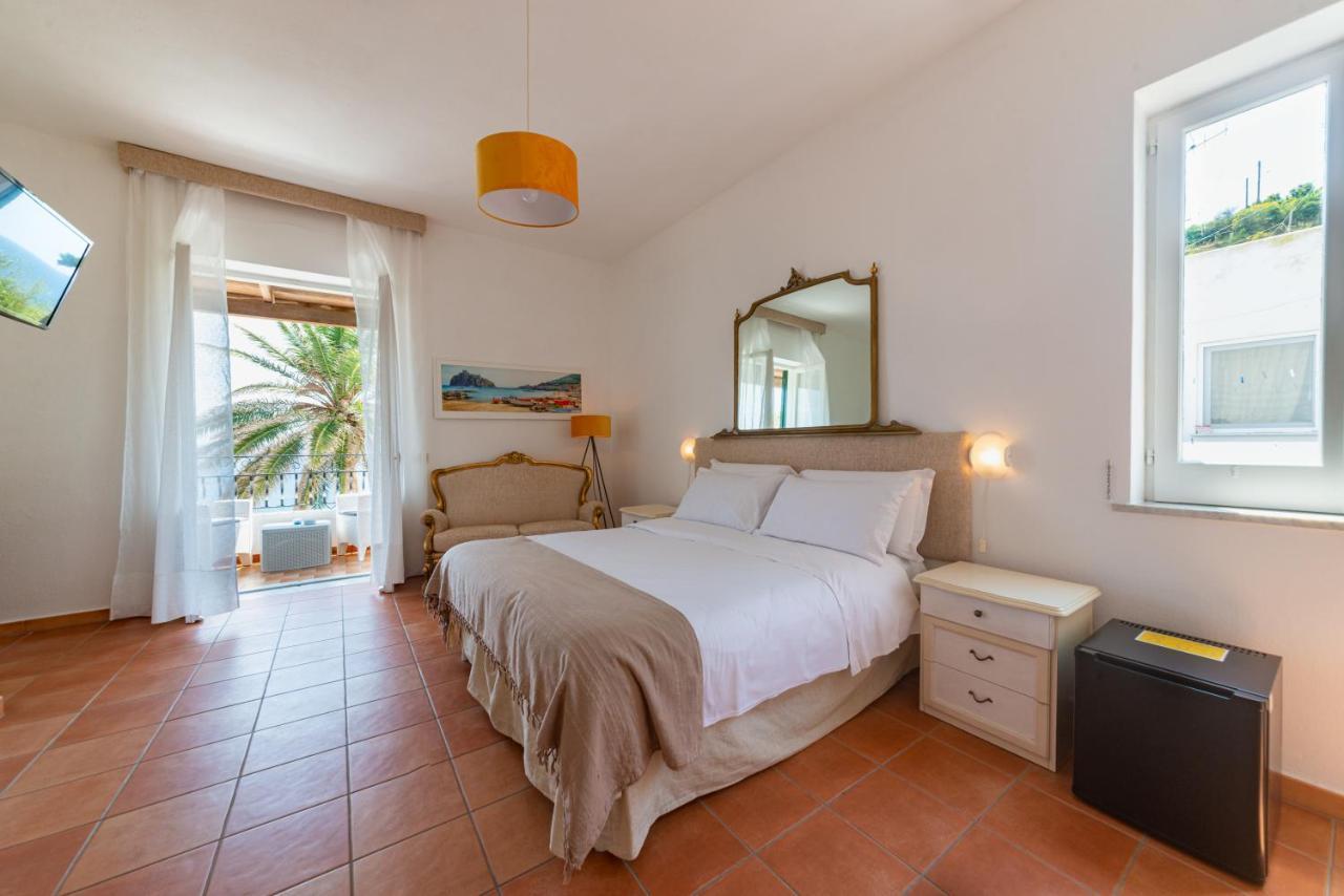 Villa Bina Sea Hotel Sant'Angelo  외부 사진