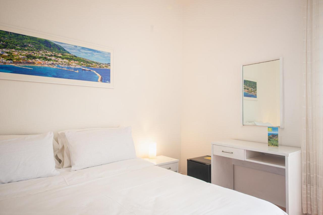 Villa Bina Sea Hotel Sant'Angelo  외부 사진